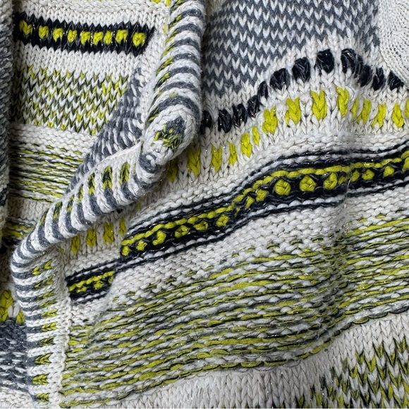 Moth cardigan knit crochet sparkly gold thread boho warm cozy pockets green luxe - Picture 8 of 15